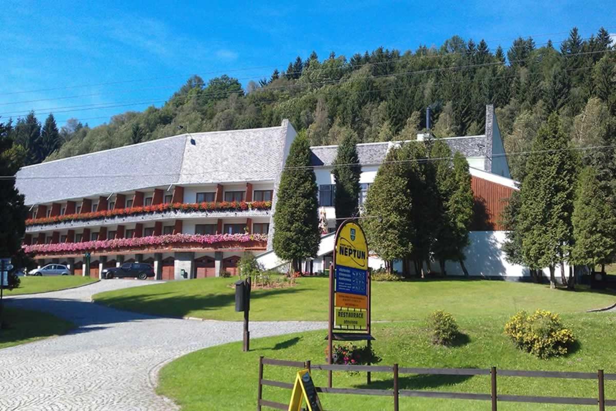 Horský Hotel Neptun Malá Morávka Buitenkant foto
